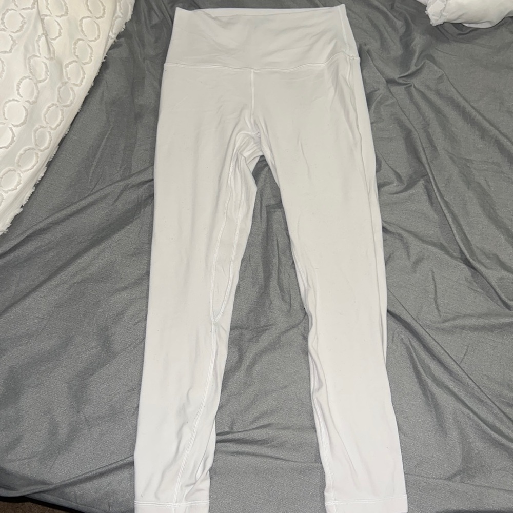 White Lululemon Aligns Excellent Condition
